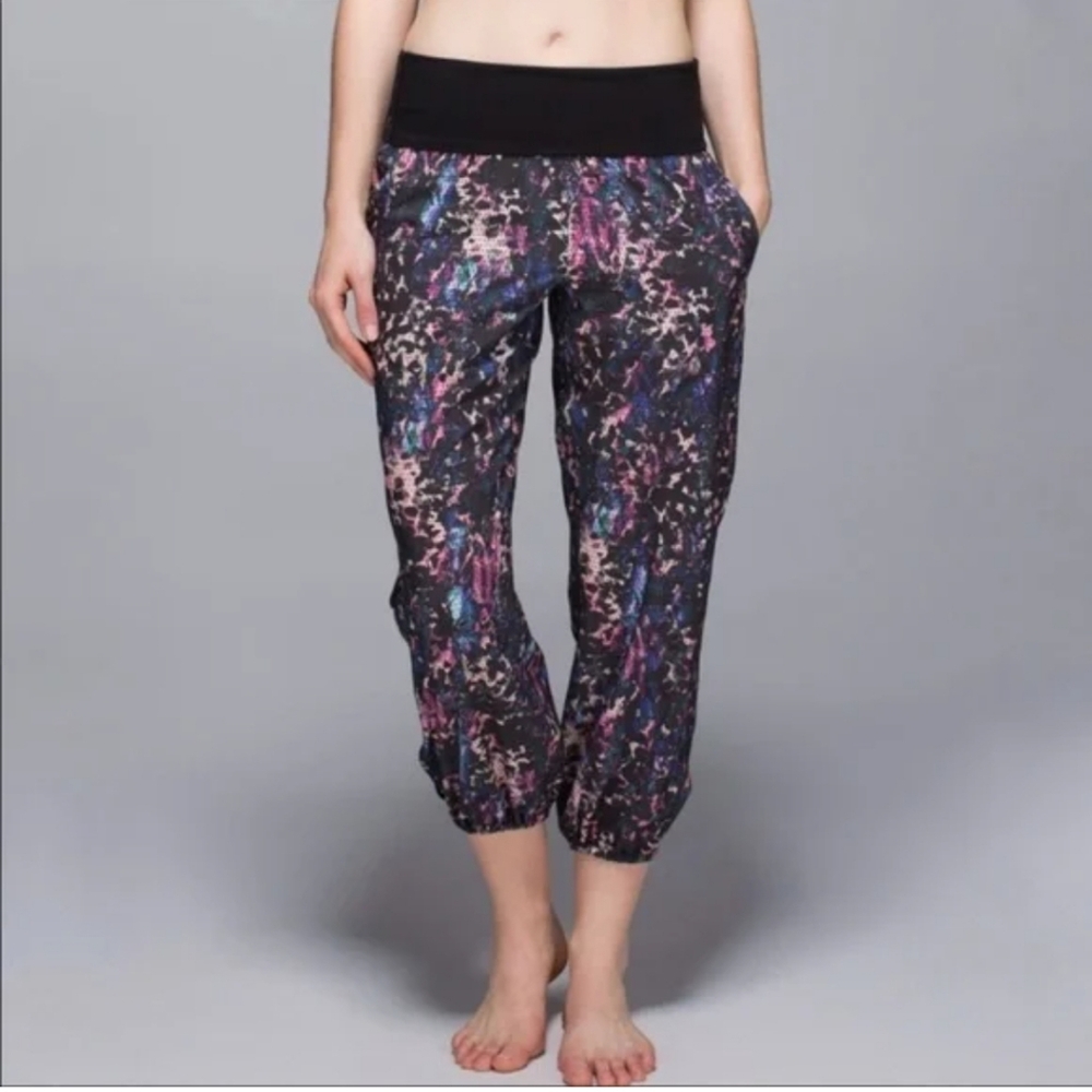 Lululemon Om Yoga Floral Pants